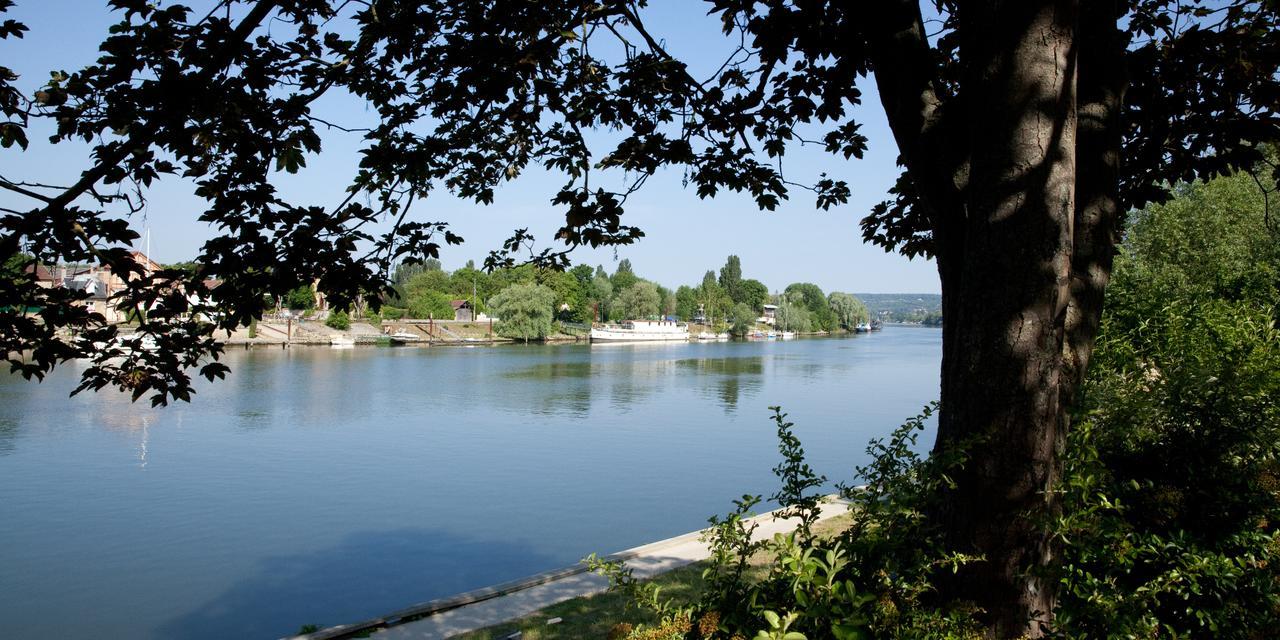 Отель Le Jardin Des Toiles Triel-sur-Seine Экстерьер фото